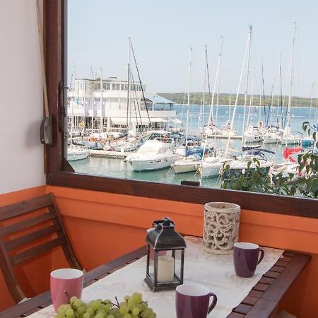 Harbour-Apartment With Sea View And Parking Spot Pula Bagian luar foto