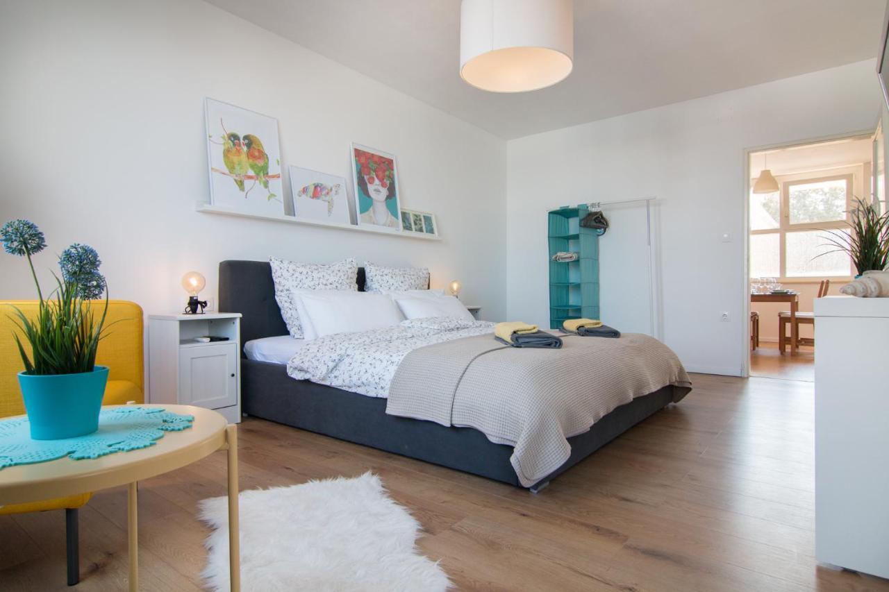 Harbour-Apartment With Sea View And Parking Spot Pula Bagian luar foto